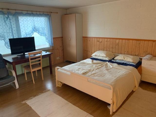 Вилла Basic Finland House With Big Garden Vehmaa Экстерьер фото